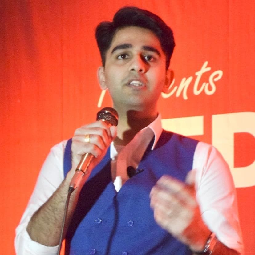 Ali Ahmad Awan media moment